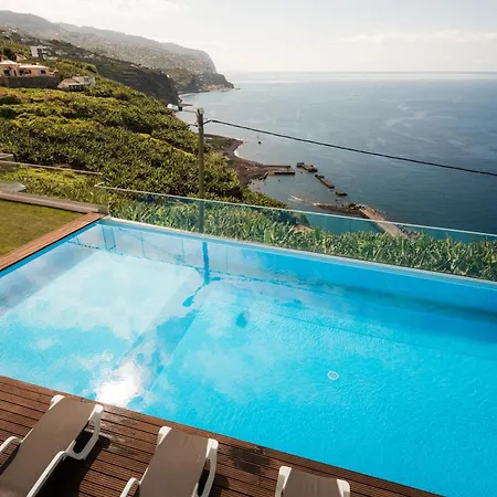 Villa Sea View Mar Lindo Nr Ponta do Sol (Madeira)